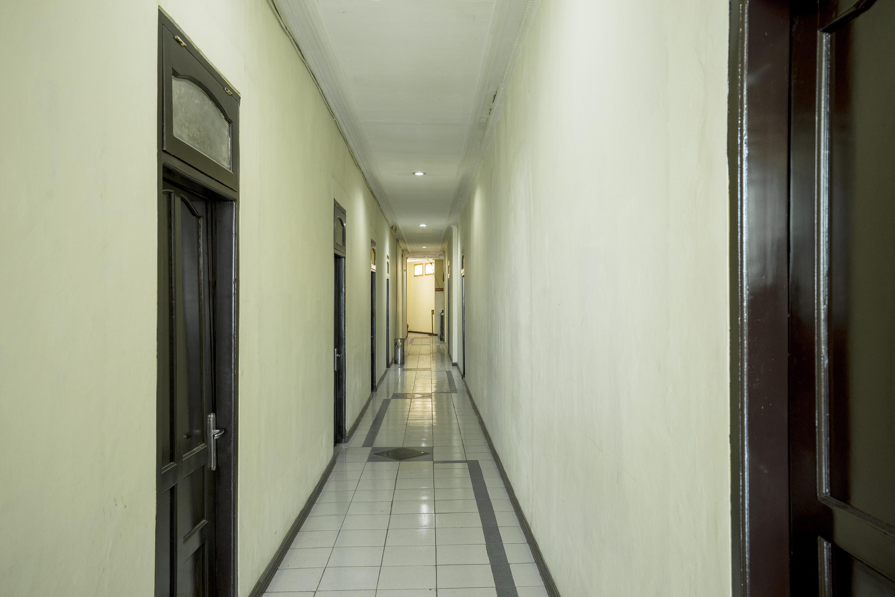 Urbanview Hotel Gading Kencana Samarinda By Reddoorz Exterior foto