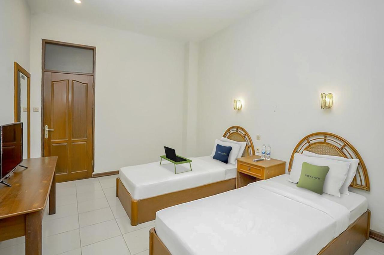 Urbanview Hotel Gading Kencana Samarinda By Reddoorz Exterior foto